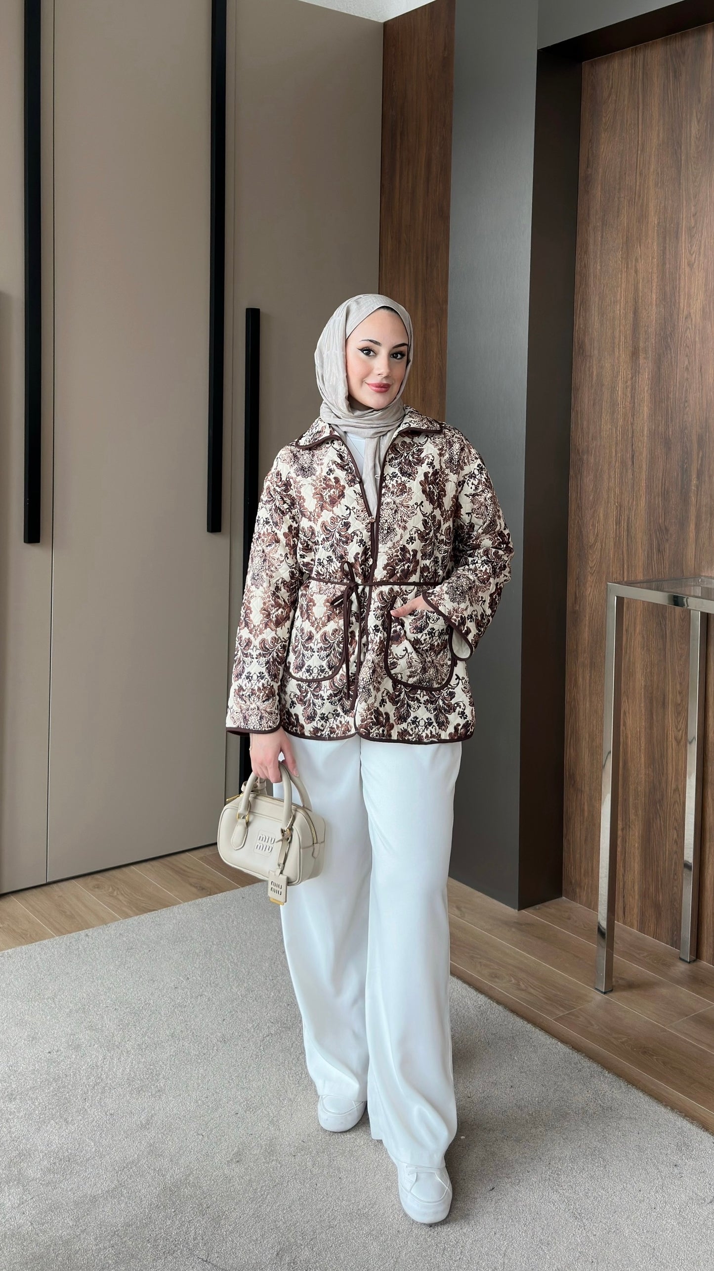 Etnik Desenli Kapitone Ceket Kahverengi