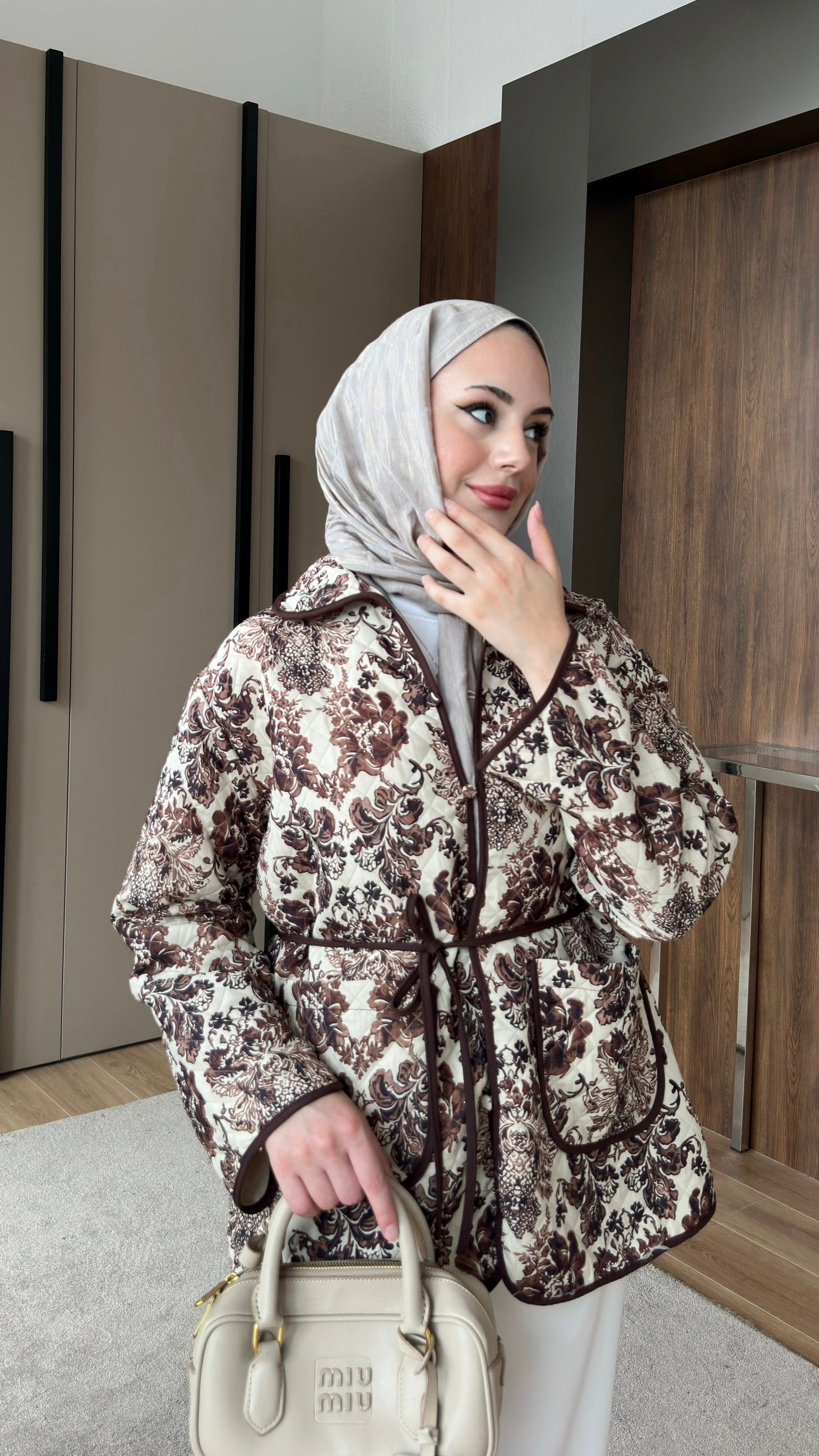 Etnik Desenli Kapitone Ceket Kahverengi