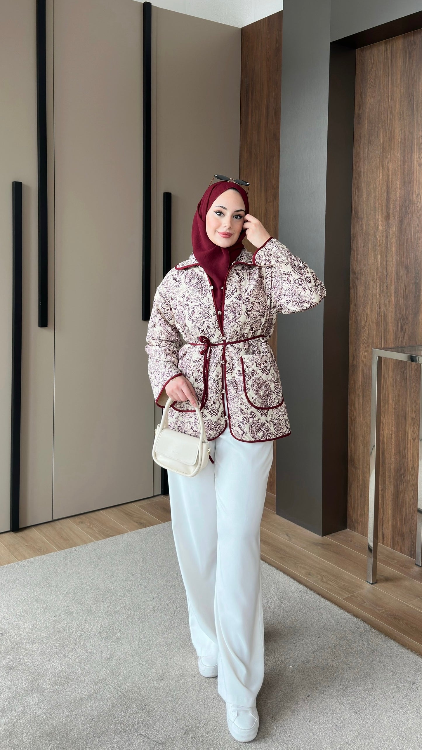 Etnik Desenli Kapitone Ceket Bordo