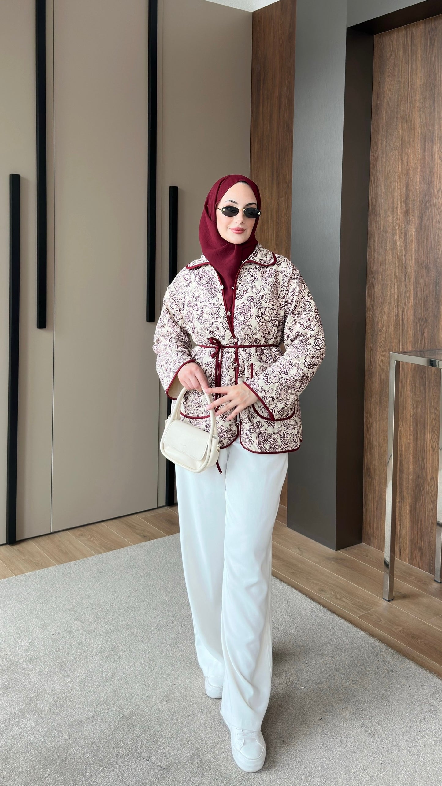 Etnik Desenli Kapitone Ceket Bordo