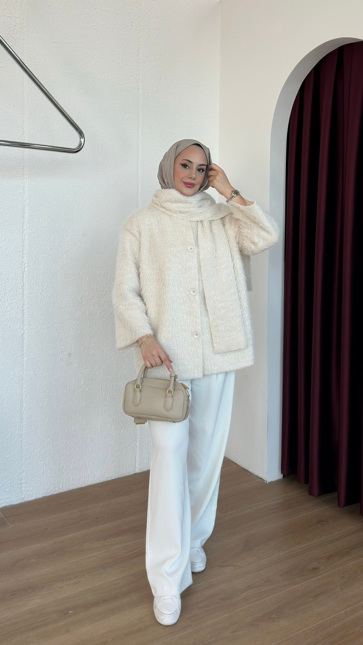 Saçaklı Atkılı Ceket Beyaz